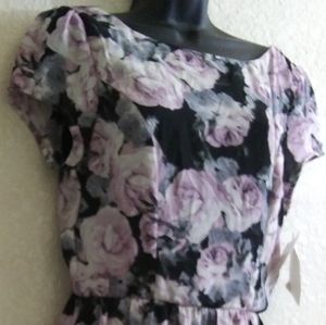 Simply Vera Wang Vera Wang, purple roses, dress.